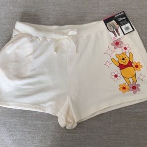 Disney “Groovy Style”  Winnie the Pooh shorts. Size XXL. NWT.